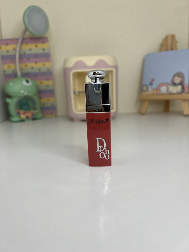 رژلب جامد طرح دیور